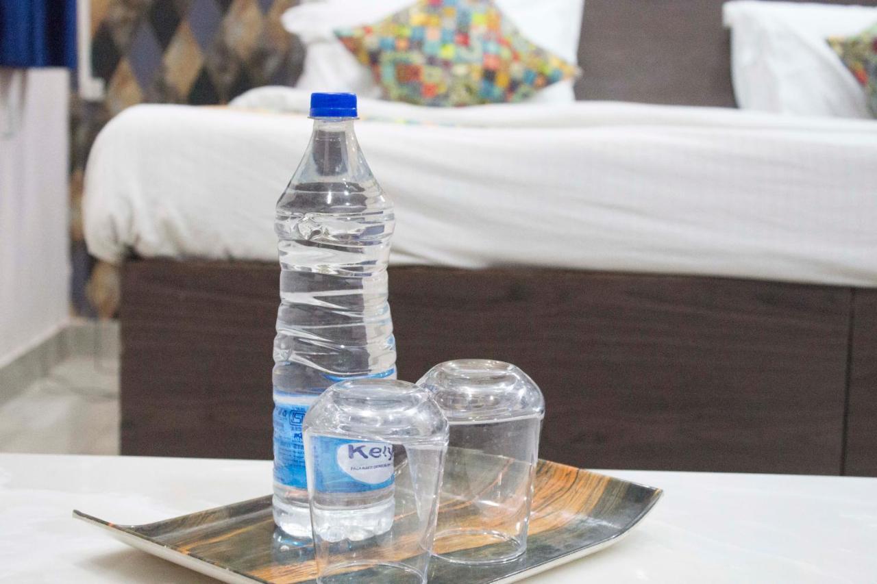 Jsb Hotel Faridabad Eksteriør bilde